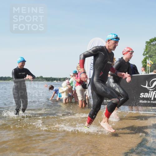 22.06.2025 - Viking Triathlon KatJ http://msf.ph/oto/8105178 22.06.2025 10:36:11 Schwimmen 19, 101, 313, 334, 377, 407, 448, 636 meine-sportfotos.de