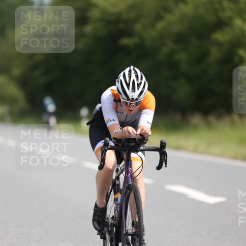 22.06.2025 - Viking Triathlon Yannick Fuchs http://msf.ph/oto/8105201 22.06.2025 11:29:24 Radfahren 43, 78, 110, 305, 314, 389, 411, 427 meine-sportfotos.de