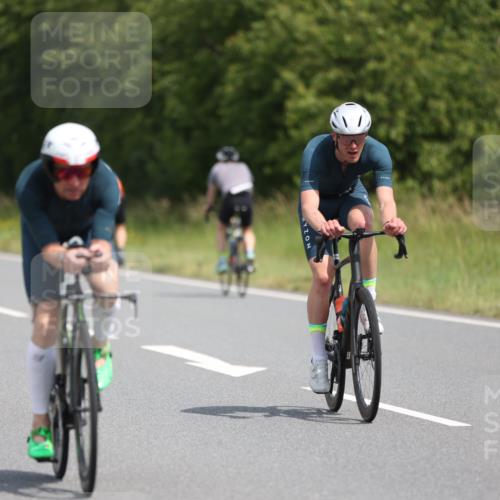 22.06.2025 - Viking Triathlon Yannick Fuchs http://msf.ph/oto/8105208 22.06.2025 12:09:35 Radfahren 167, 185, 402, 422, 495, 605 meine-sportfotos.de