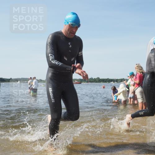 22.06.2025 - Viking Triathlon KatJ http://msf.ph/oto/8105227 22.06.2025 10:36:12 Schwimmen 19, 101, 313, 334, 377, 407, 448, 636 meine-sportfotos.de