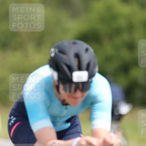 22.06.2025 - Viking Triathlon Yannick Fuchs http://msf.ph/oto/8105260 22.06.2025 12:09:42 Radfahren 310, 402, 422, 495, 605 meine-sportfotos.de