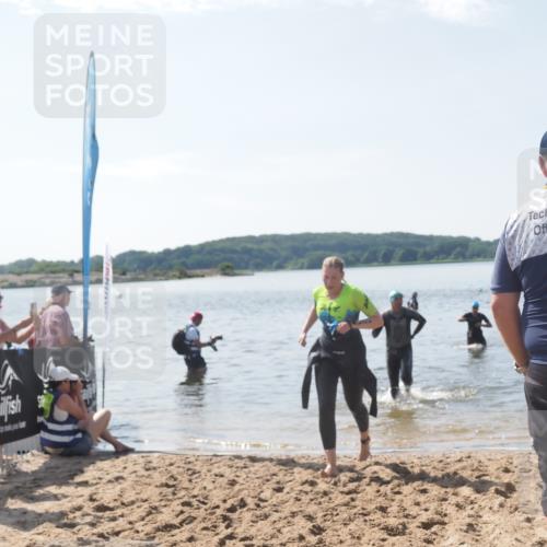 22.06.2025 - Viking Triathlon MichiJ http://msf.ph/oto/8105267 22.06.2025 10:49:39 Schwimmen 263, 321, 453 meine-sportfotos.de