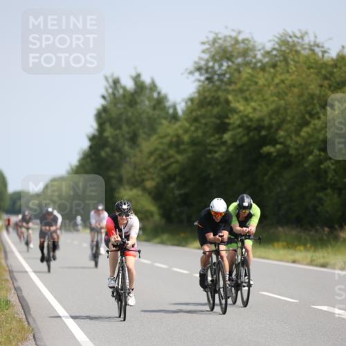 22.06.2025 - Viking Triathlon Yannick Fuchs http://msf.ph/oto/8105284 22.06.2025 11:29:33 Radfahren 78, 83, 93, 110, 254, 281, 314, 320, 375, 411, 427, 487 meine-sportfotos.de