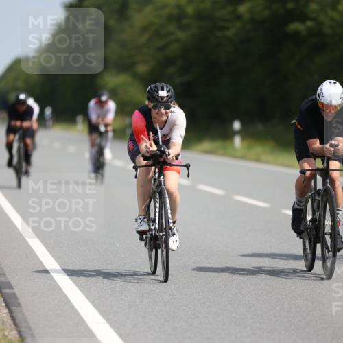 22.06.2025 - Viking Triathlon Yannick Fuchs http://msf.ph/oto/8105286 22.06.2025 11:29:34 Radfahren 78, 83, 93, 110, 182, 254, 281, 314, 320, 375, 411, 427, 487 meine-sportfotos.de