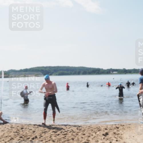 22.06.2025 - Viking Triathlon MichiJ http://msf.ph/oto/8105287 22.06.2025 10:50:12 Schwimmen 97, 431 meine-sportfotos.de