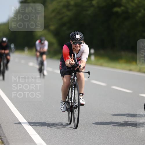 22.06.2025 - Viking Triathlon Yannick Fuchs http://msf.ph/oto/8105292 22.06.2025 11:29:34 Radfahren 78, 83, 93, 110, 182, 254, 281, 314, 320, 375, 411, 427, 487 meine-sportfotos.de