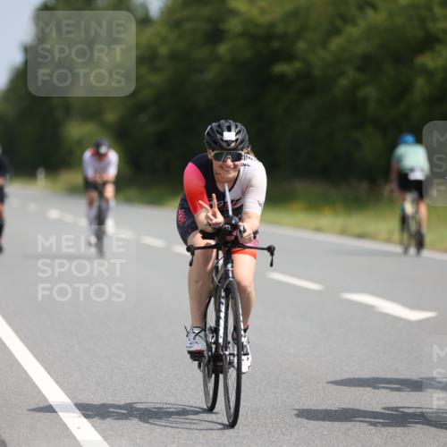 22.06.2025 - Viking Triathlon Yannick Fuchs http://msf.ph/oto/8105298 22.06.2025 11:29:34 Radfahren 78, 83, 93, 110, 182, 254, 281, 314, 320, 375, 411, 427, 487 meine-sportfotos.de