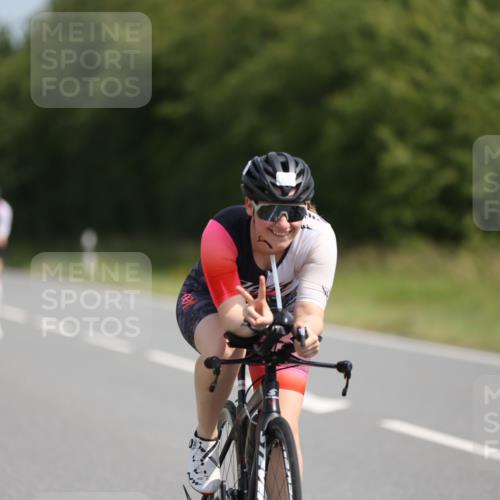 22.06.2025 - Viking Triathlon Yannick Fuchs http://msf.ph/oto/8105307 22.06.2025 11:29:35 Radfahren 78, 83, 93, 182, 254, 281, 314, 320, 375, 411, 427, 487 meine-sportfotos.de
