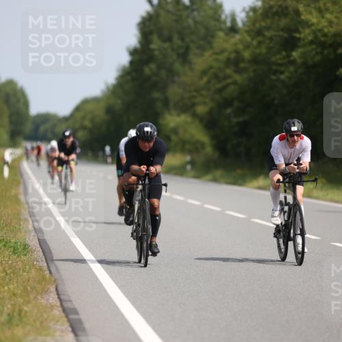 22.06.2025 - Viking Triathlon Yannick Fuchs http://msf.ph/oto/8105316 22.06.2025 11:29:36 Radfahren 83, 93, 182, 254, 281, 314, 320, 375, 411, 427, 487 meine-sportfotos.de