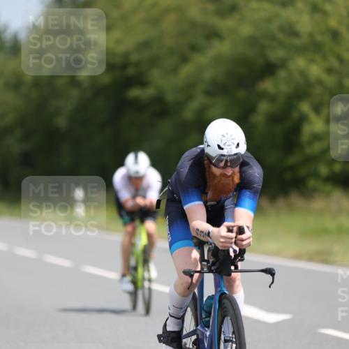 22.06.2025 - Viking Triathlon Yannick Fuchs http://msf.ph/oto/8105318 22.06.2025 12:10:00 Radfahren 59, 298, 313, 366, 386, 437, 542 meine-sportfotos.de