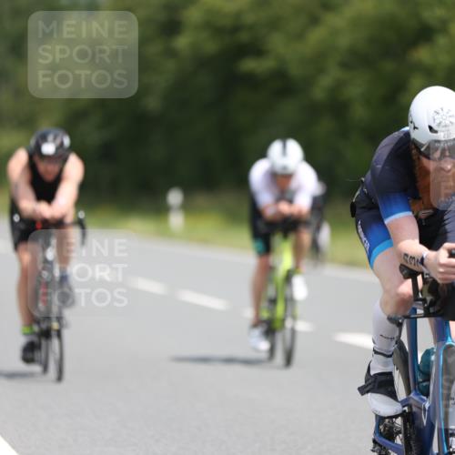 22.06.2025 - Viking Triathlon Yannick Fuchs http://msf.ph/oto/8105324 22.06.2025 12:10:00 Radfahren 59, 298, 313, 366, 386, 437, 542 meine-sportfotos.de