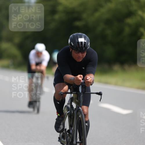 22.06.2025 - Viking Triathlon Yannick Fuchs http://msf.ph/oto/8105337 22.06.2025 11:29:37 Radfahren 83, 93, 182, 254, 281, 320, 375, 427, 487 meine-sportfotos.de