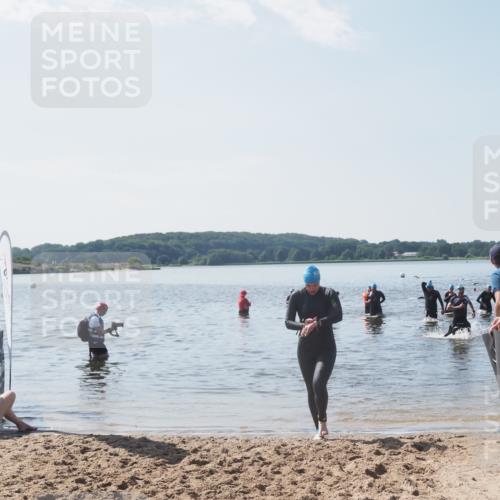 22.06.2025 - Viking Triathlon MichiJ http://msf.ph/oto/8105339 22.06.2025 10:50:24 Schwimmen 24, 202, 418, 431, 463 meine-sportfotos.de