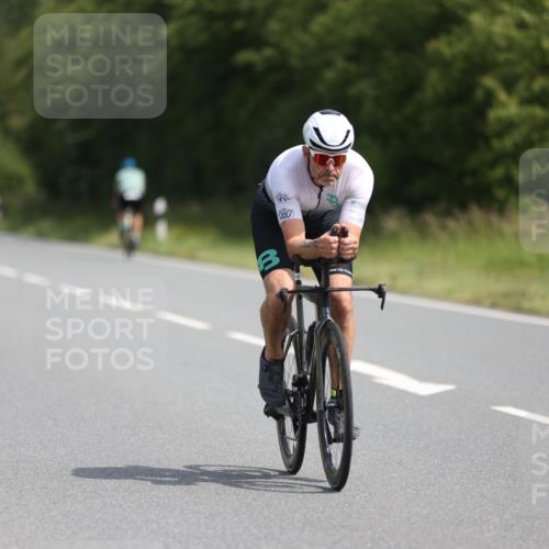 22.06.2025 - Viking Triathlon Yannick Fuchs http://msf.ph/oto/8105343 22.06.2025 11:29:38 Radfahren 83, 93, 182, 254, 281, 320, 375, 487 meine-sportfotos.de