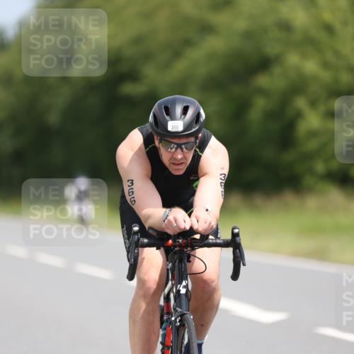 22.06.2025 - Viking Triathlon Yannick Fuchs http://msf.ph/oto/8105351 22.06.2025 12:10:02 Radfahren 59, 298, 313, 366, 386, 437, 542 meine-sportfotos.de