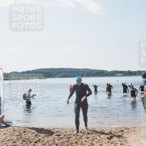 22.06.2025 - Viking Triathlon MichiJ http://msf.ph/oto/8105357 22.06.2025 10:50:24 Schwimmen 24, 202, 418, 431, 463 meine-sportfotos.de