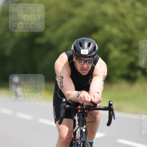 22.06.2025 - Viking Triathlon Yannick Fuchs http://msf.ph/oto/8105358 22.06.2025 12:10:02 Radfahren 59, 298, 313, 366, 386, 437, 542 meine-sportfotos.de