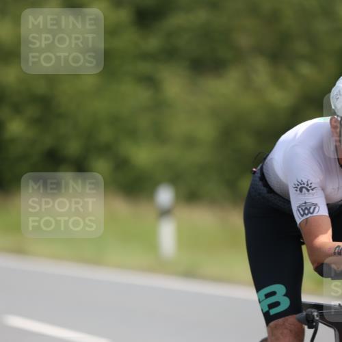 22.06.2025 - Viking Triathlon Yannick Fuchs http://msf.ph/oto/8105365 22.06.2025 11:29:39 Radfahren 83, 93, 182, 254, 281, 320, 375, 487 meine-sportfotos.de