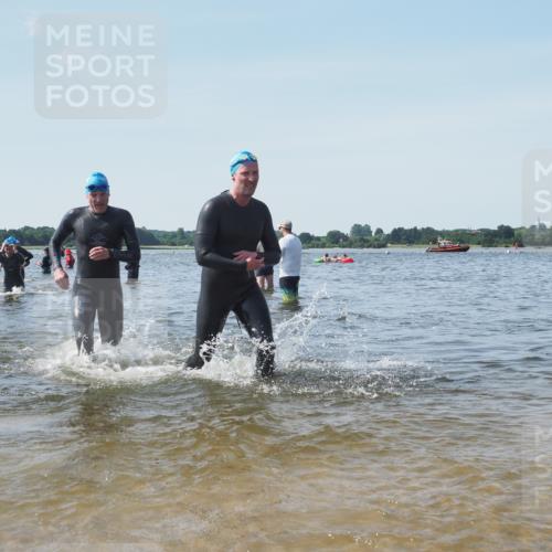 22.06.2025 - Viking Triathlon KatJ http://msf.ph/oto/8105374 22.06.2025 10:36:25 Schwimmen 42, 88, 101, 232, 251, 334, 407 meine-sportfotos.de