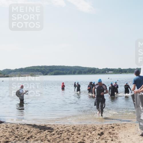 22.06.2025 - Viking Triathlon MichiJ http://msf.ph/oto/8105388 22.06.2025 10:50:31 Schwimmen 24, 48, 202, 402, 418, 463, 533 meine-sportfotos.de