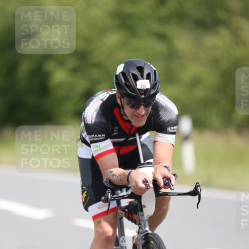 22.06.2025 - Viking Triathlon Yannick Fuchs http://msf.ph/oto/8105391 22.06.2025 12:10:06 Radfahren 57, 59, 171, 313, 366, 386 meine-sportfotos.de