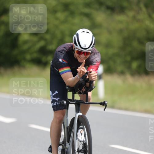 22.06.2025 - Viking Triathlon Yannick Fuchs http://msf.ph/oto/8105413 22.06.2025 12:10:10 Radfahren 57, 59, 152, 171, 295, 313, 332, 540, 552 meine-sportfotos.de