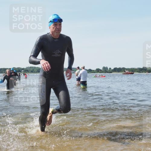 22.06.2025 - Viking Triathlon KatJ http://msf.ph/oto/8105466 22.06.2025 10:36:28 Schwimmen 42, 88, 101, 232, 251, 332, 334 meine-sportfotos.de