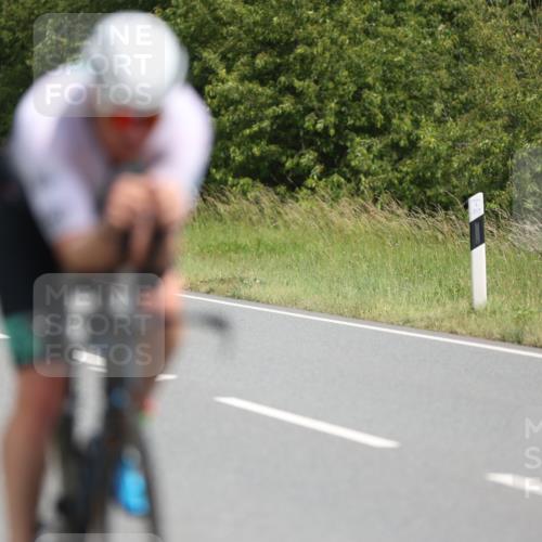 22.06.2025 - Viking Triathlon Yannick Fuchs http://msf.ph/oto/8105488 22.06.2025 12:10:18 Radfahren 152, 171, 295, 332, 363, 500, 540, 552 meine-sportfotos.de