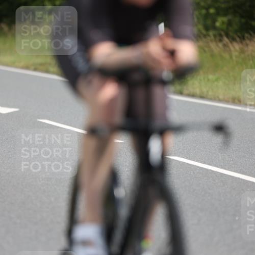 22.06.2025 - Viking Triathlon Yannick Fuchs http://msf.ph/oto/8105521 22.06.2025 12:10:20 Radfahren 152, 171, 295, 332, 363, 500, 540, 552 meine-sportfotos.de