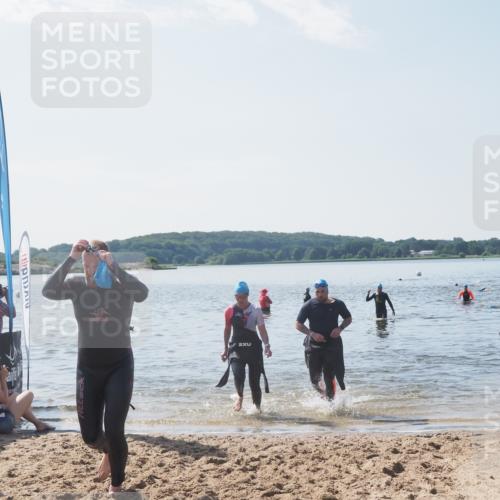22.06.2025 - Viking Triathlon MichiJ http://msf.ph/oto/8105553 22.06.2025 10:50:47 Schwimmen 48, 402, 523, 533, 543 meine-sportfotos.de