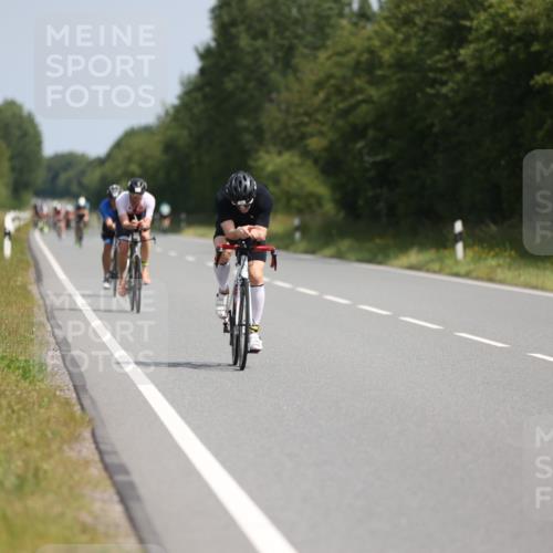 22.06.2025 - Viking Triathlon Yannick Fuchs http://msf.ph/oto/8105565 22.06.2025 11:29:56 Radfahren 72, 131, 150, 153, 270, 370, 553, 651 meine-sportfotos.de