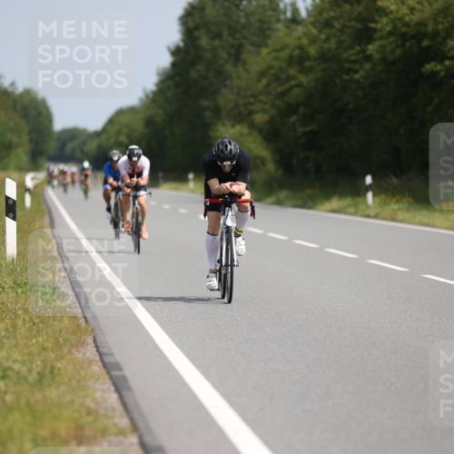 22.06.2025 - Viking Triathlon Yannick Fuchs http://msf.ph/oto/8105573 22.06.2025 11:29:57 Radfahren 150, 153, 270, 370, 651 meine-sportfotos.de