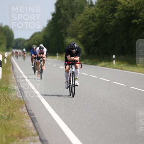 22.06.2025 - Viking Triathlon Yannick Fuchs http://msf.ph/oto/8105577 22.06.2025 11:29:57 Radfahren 150, 153, 270, 370, 651 meine-sportfotos.de