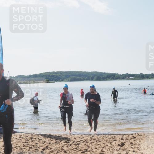 22.06.2025 - Viking Triathlon MichiJ http://msf.ph/oto/8105579 22.06.2025 10:50:47 Schwimmen 48, 402, 523, 533, 543 meine-sportfotos.de