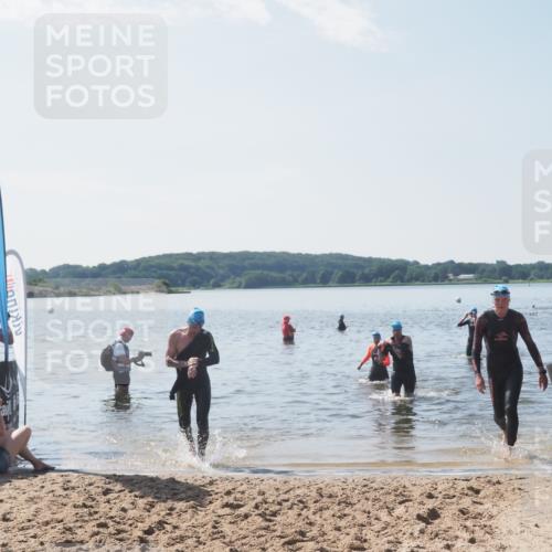 22.06.2025 - Viking Triathlon MichiJ http://msf.ph/oto/8105606 22.06.2025 10:51:05 Schwimmen 308, 436, 484, 523, 543 meine-sportfotos.de