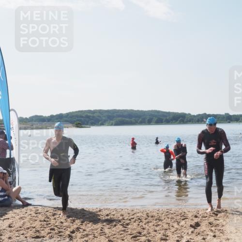 22.06.2025 - Viking Triathlon MichiJ http://msf.ph/oto/8105620 22.06.2025 10:51:07 Schwimmen 308, 436, 484, 523, 543 meine-sportfotos.de