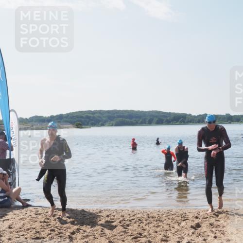 22.06.2025 - Viking Triathlon MichiJ http://msf.ph/oto/8105623 22.06.2025 10:51:07 Schwimmen 308, 436, 484, 523, 543 meine-sportfotos.de