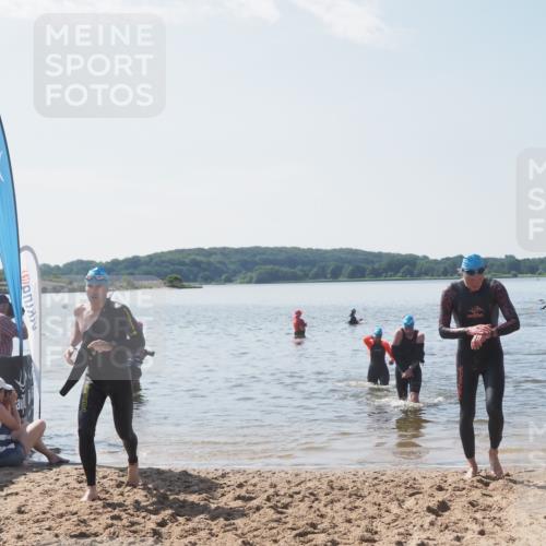 22.06.2025 - Viking Triathlon MichiJ http://msf.ph/oto/8105629 22.06.2025 10:51:07 Schwimmen 308, 436, 484, 523, 543 meine-sportfotos.de