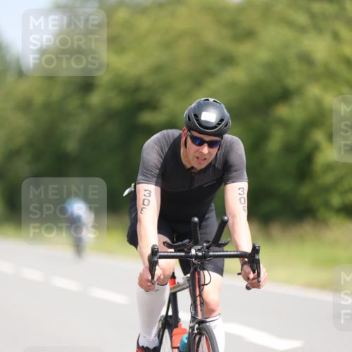 22.06.2025 - Viking Triathlon Yannick Fuchs http://msf.ph/oto/8105638 22.06.2025 12:10:36 Radfahren 23, 106, 116, 188, 247, 306, 548, 662 meine-sportfotos.de