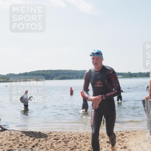 22.06.2025 - Viking Triathlon MichiJ http://msf.ph/oto/8105654 22.06.2025 10:51:09 Schwimmen 308, 436, 484 meine-sportfotos.de
