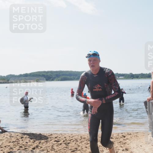 22.06.2025 - Viking Triathlon MichiJ http://msf.ph/oto/8105659 22.06.2025 10:51:10 Schwimmen 308, 436, 484 meine-sportfotos.de