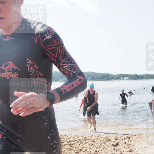 22.06.2025 - Viking Triathlon MichiJ http://msf.ph/oto/8105683 22.06.2025 10:51:11 Schwimmen 308, 436, 484 meine-sportfotos.de