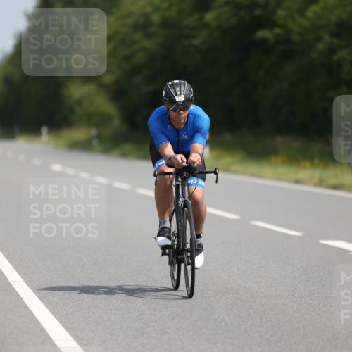 22.06.2025 - Viking Triathlon Yannick Fuchs http://msf.ph/oto/8105685 22.06.2025 11:30:00 Radfahren 150, 153, 270, 370, 376, 651 meine-sportfotos.de