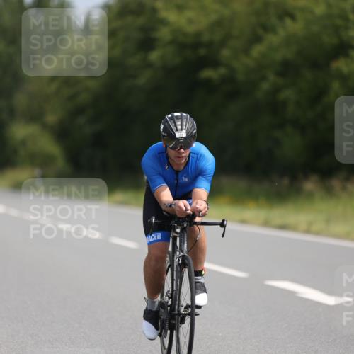 22.06.2025 - Viking Triathlon Yannick Fuchs http://msf.ph/oto/8105693 22.06.2025 11:30:01 Radfahren 150, 153, 270, 370, 376, 651 meine-sportfotos.de