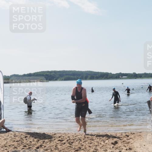 22.06.2025 - Viking Triathlon MichiJ http://msf.ph/oto/8105703 22.06.2025 10:51:12 Schwimmen 308, 436, 477, 484 meine-sportfotos.de