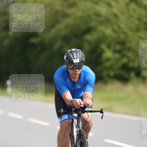 22.06.2025 - Viking Triathlon Yannick Fuchs http://msf.ph/oto/8105707 22.06.2025 11:30:01 Radfahren 150, 153, 270, 370, 376, 651 meine-sportfotos.de
