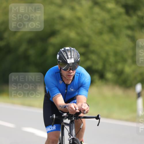 22.06.2025 - Viking Triathlon Yannick Fuchs http://msf.ph/oto/8105710 22.06.2025 11:30:01 Radfahren 150, 153, 270, 370, 376, 651 meine-sportfotos.de