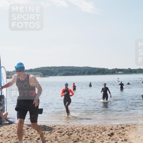22.06.2025 - Viking Triathlon MichiJ http://msf.ph/oto/8105739 22.06.2025 10:51:13 Schwimmen 308, 436, 477, 484 meine-sportfotos.de