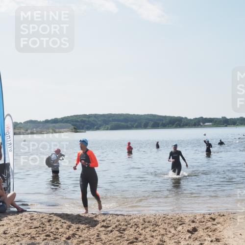 22.06.2025 - Viking Triathlon MichiJ http://msf.ph/oto/8105761 22.06.2025 10:51:14 Schwimmen 308, 436, 477, 484 meine-sportfotos.de
