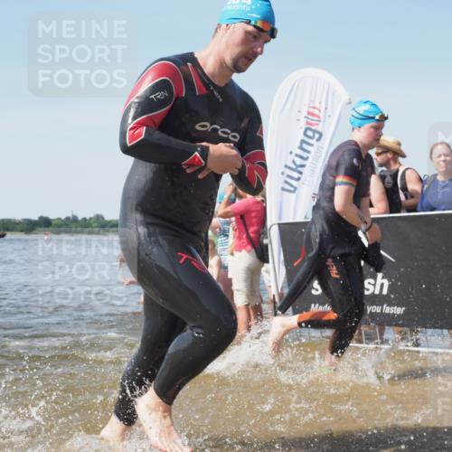 22.06.2025 - Viking Triathlon KatJ http://msf.ph/oto/8105774 22.06.2025 10:36:41 Schwimmen 232, 251, 332 meine-sportfotos.de